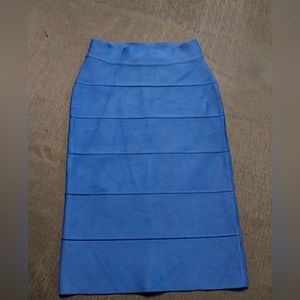 Bcbg skirt size small